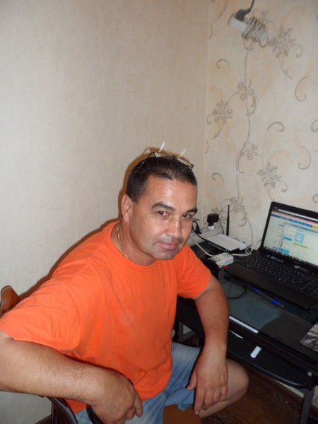 Гена Красков