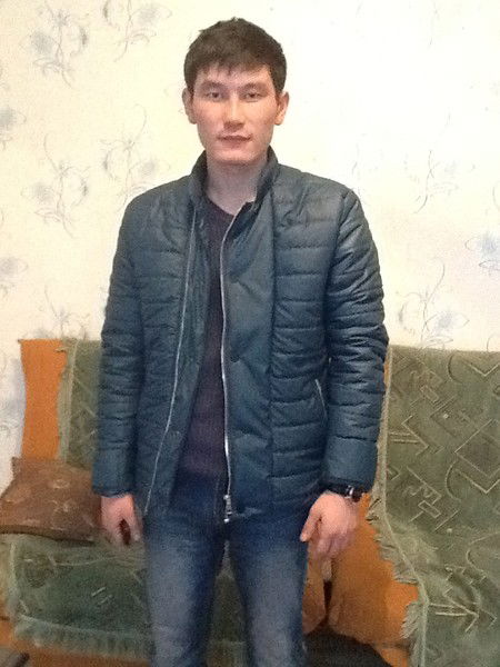 Есымхан Тасыхан