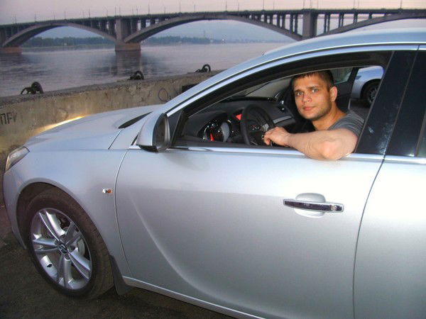 Михаил Тихонов