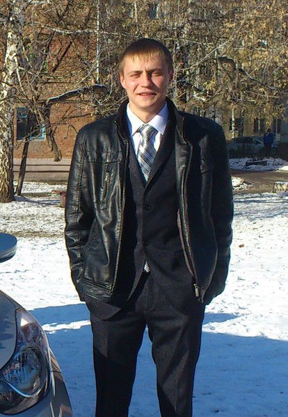 Антон Селитреников