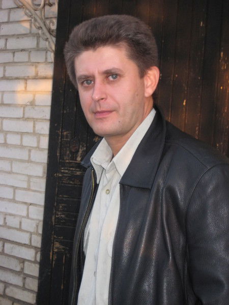 Владислав Титов