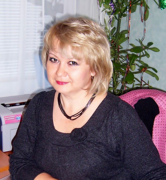 Елена Ломаева