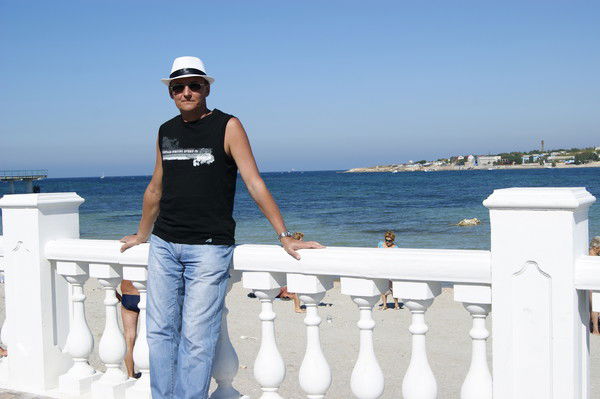 Павел Романов