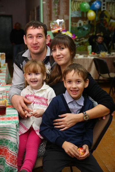 Дамир Людмила Диникеевы