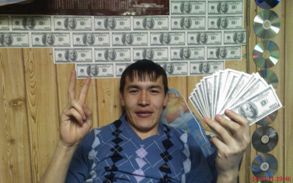 Рустам Жеенбаев