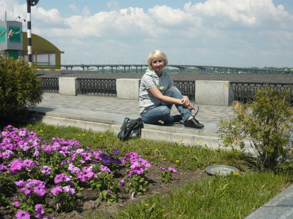 Елена Дубина