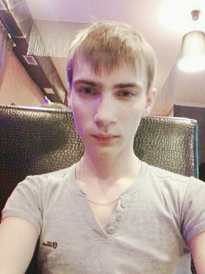 Андрей Бобров