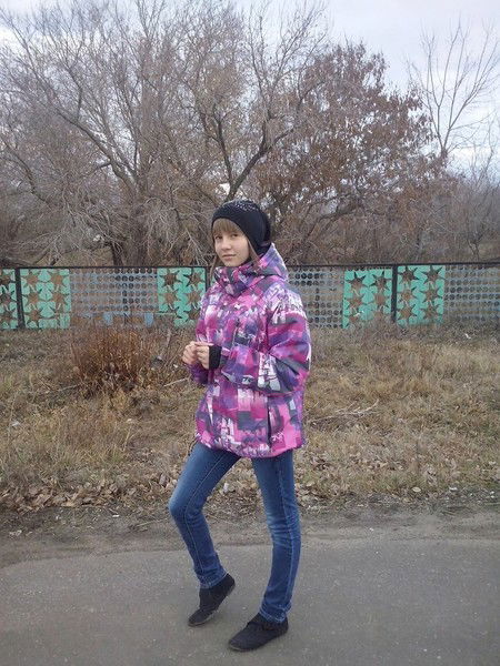 Валя Мирошниченко