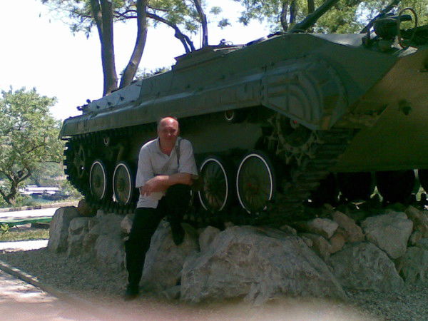 Александр Митрофанов