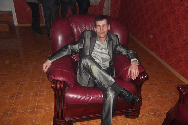 Хуршид Тоиров