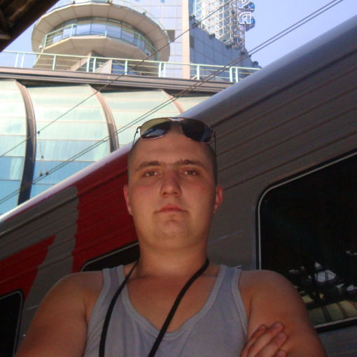 Александр Лаврентьев