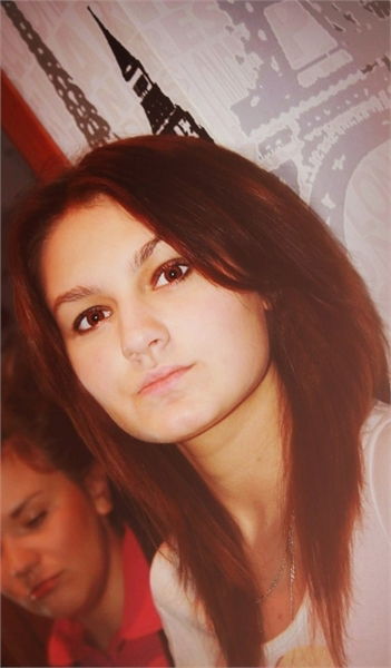 Надя Саламандра