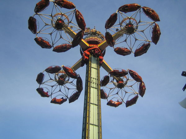 Максим Суворов