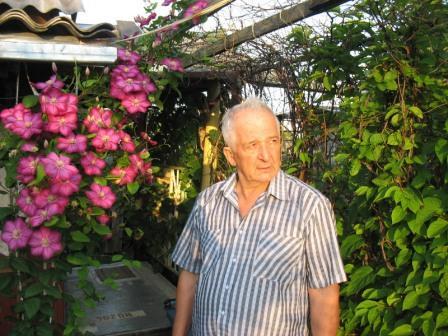 Василий Уманец