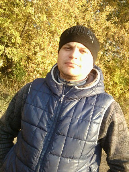 Антон Муравьёв