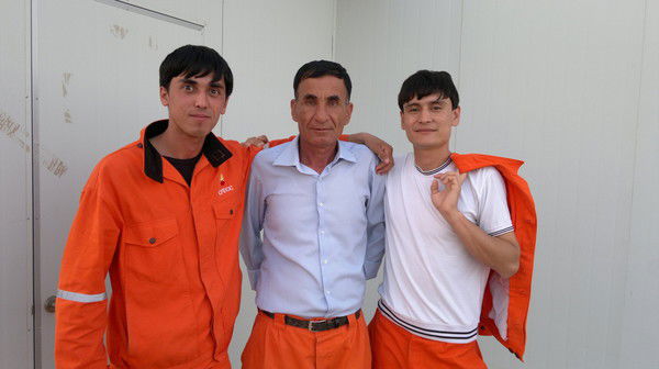 Чары Якшиев