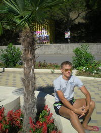 Влад Услистий