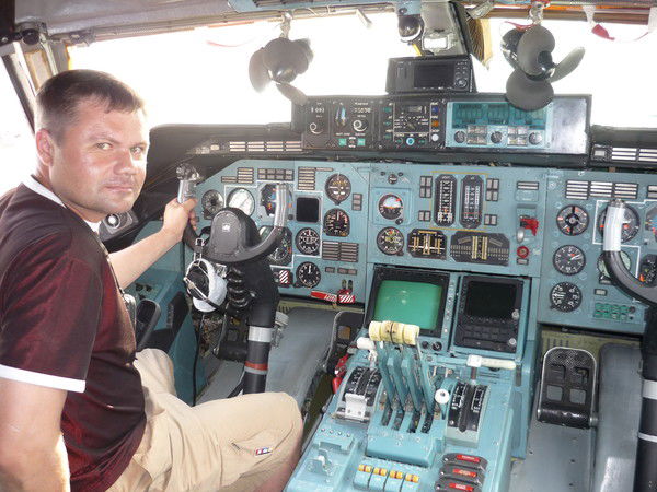 Евгений Поляков