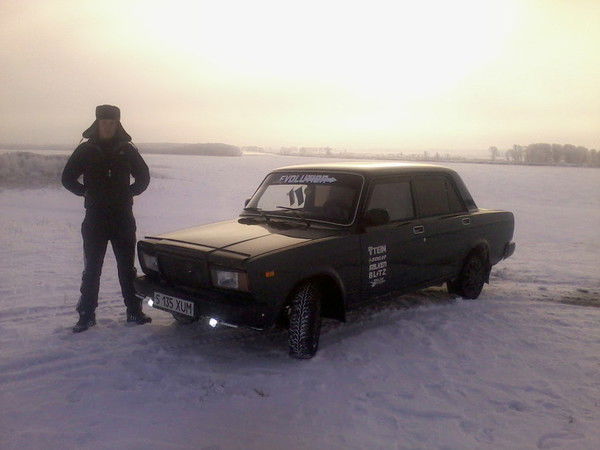 Антон Казарин