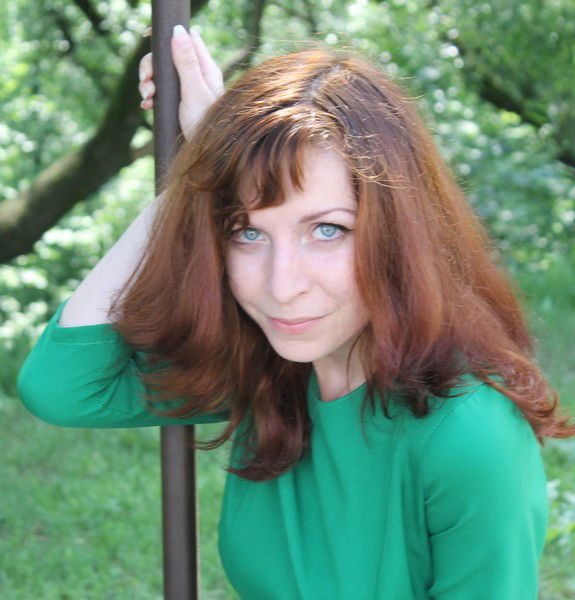 Аня Тихачёва