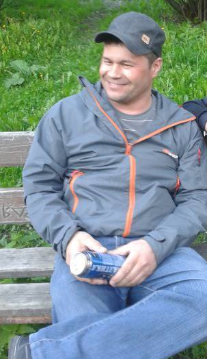 Музаффар Авезов