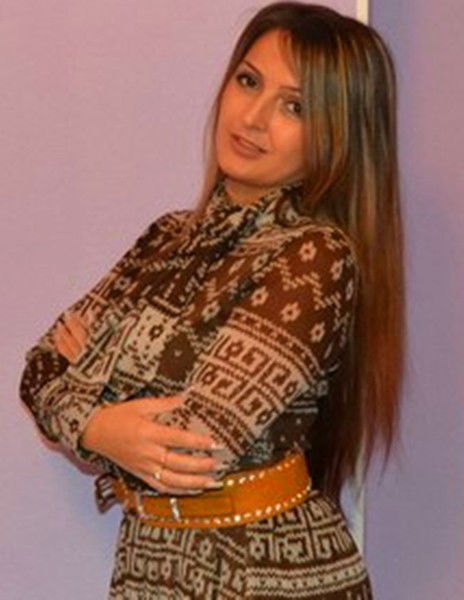 Алена Попова