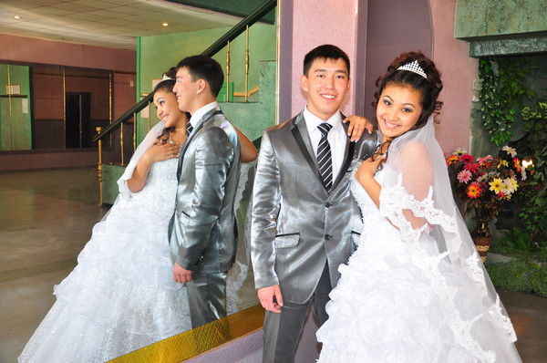 Еркин И Айгерим Туребаевы