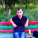 Олег Макарычев