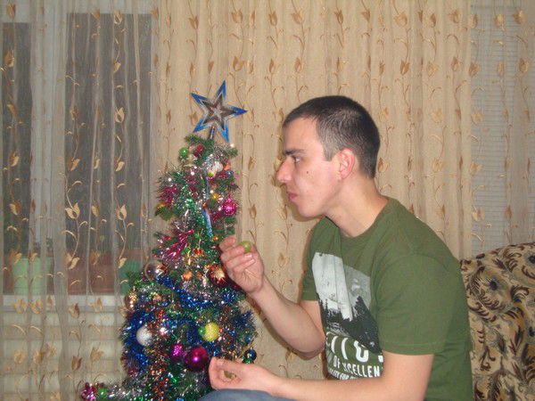 Анатолий Крамарь