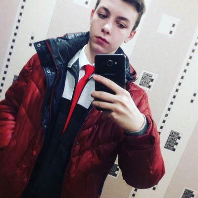 Олег Звонарёв