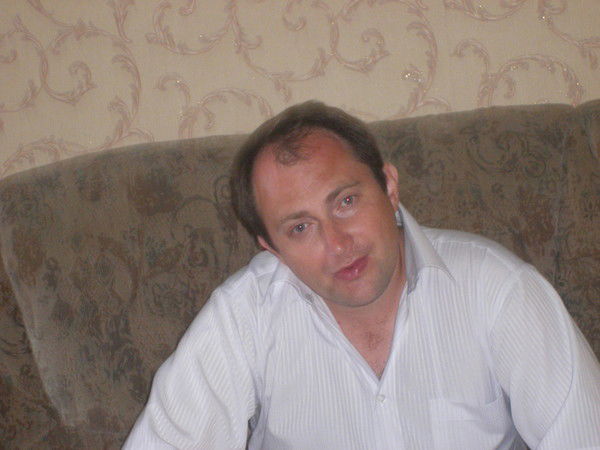 Олег Черников