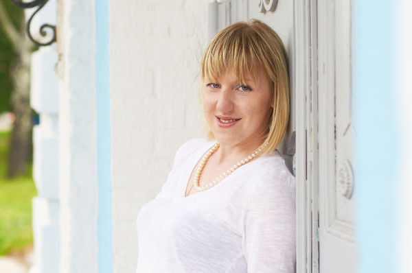 Оля Кухарева