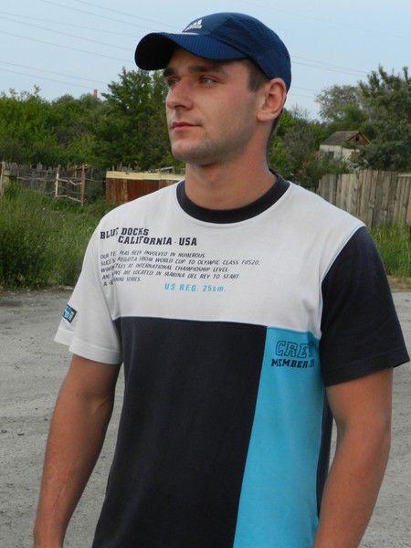 Паша Догадов