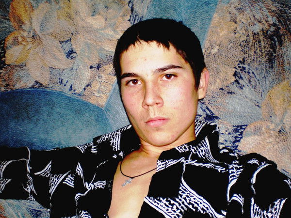 Олег Ахапкин