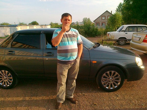 Андрей Макаров