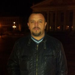 Віталій Задерей