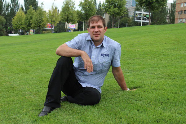 Руслан Ткачёв