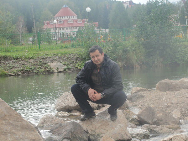 Сухроб Нуров