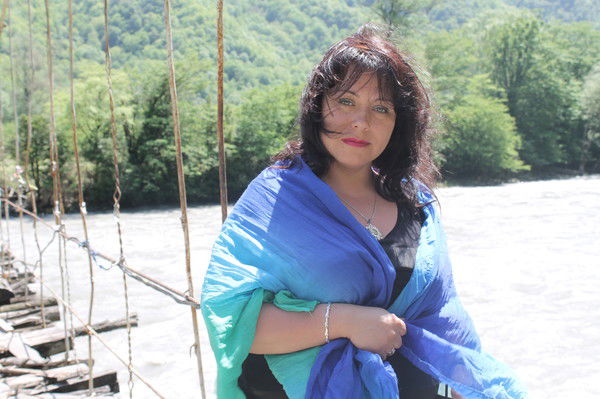 Елена Коновал