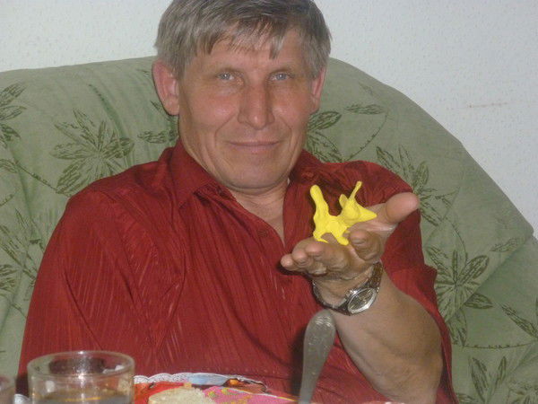 Александр Мишуров