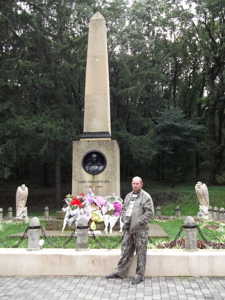 Андрей Угаров