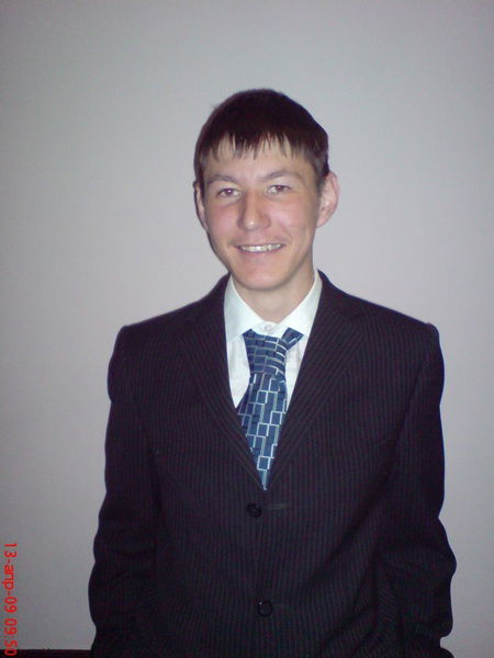 Пeтр Нaумкин