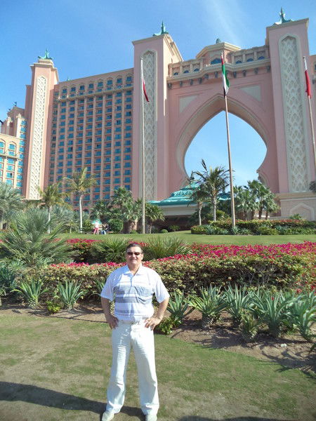 Рустам Байимов