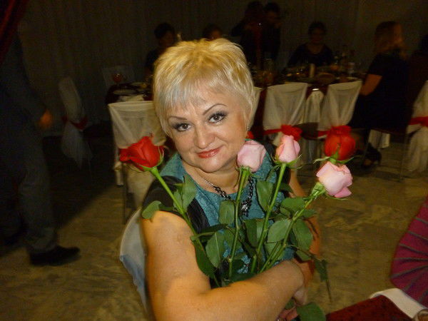 Лариса Глухова