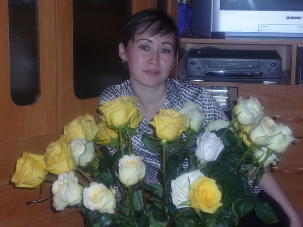 Айнаш Хасенова