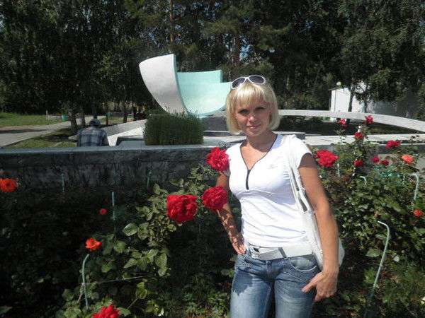 Марина Устинова