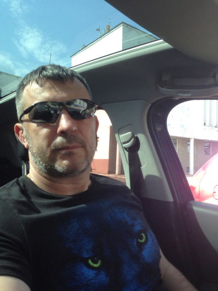 Олег Александров