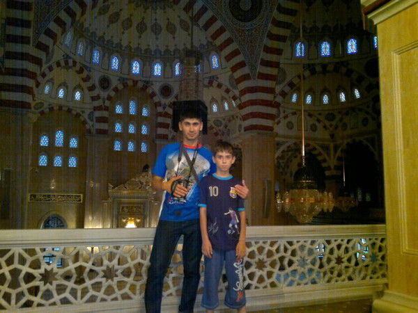 Рустам Хасаханов