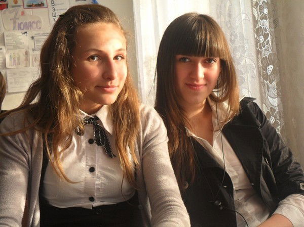 Оля Власова