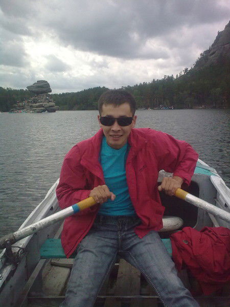 Аскар Аяпбек